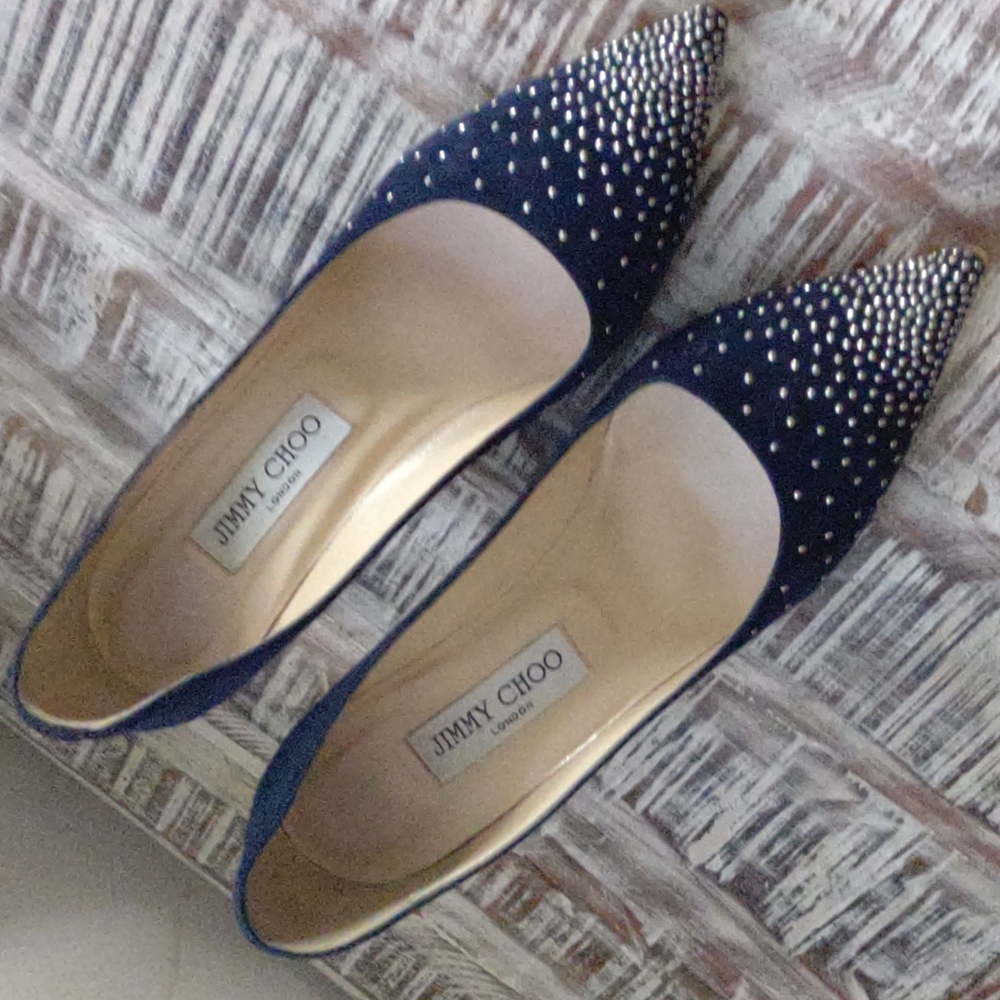 Shoes - Picture 3 of 6